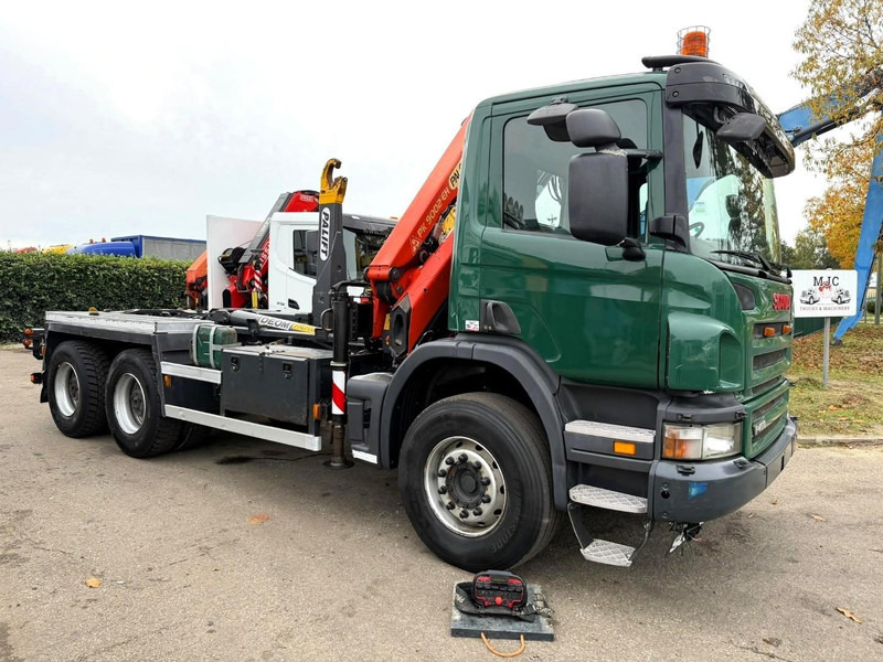 Scania P400 6x4 HOOKLIFT + CRANE PALFINGER PK9001 EH - RETARDER - 5/6F + ROTATOR + RADIO - WB 3m90 - EURO 5 - HUB REDUCTION / SPRING - BE TRUCK - Autocarro scarrabile, Camion con gru: foto 2 Scania P400 6x4 HOOKLIFT + CRANE PALFINGER PK9001 EH - RETARDER - 5/6F + ROTATOR + RADIO - WB 3m90 - EURO 5 - HUB REDUCTION / SPRING - BE TRUCK - Autocarro scarrabile, Camion con gru: foto 2