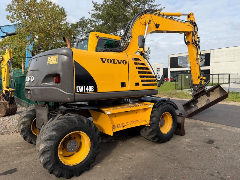 Volvo EW 140 B *FULL HYDR* - BLADE - 10.485h - TILT BUCKET - CE - NL MACHINE - GOOD CONDITION - Escavatore gommato: foto 3 Volvo EW 140 B *FULL HYDR* - BLADE - 10.485h - TILT BUCKET - CE - NL MACHINE - GOOD CONDITION - Escavatore gommato: foto 3