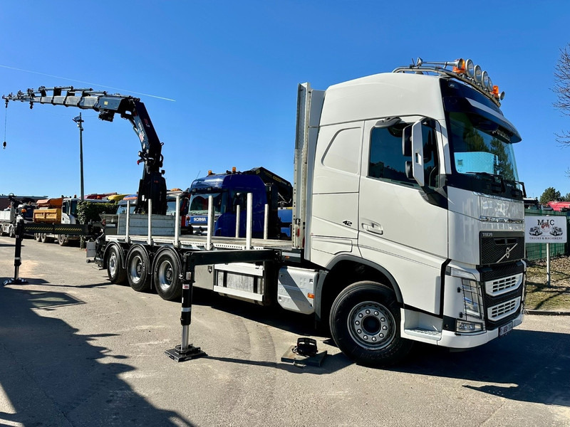 Volvo FH 420 8x4 TRIDEM + KRAAN HIAB 408 E-8 HIPRO + WINCH - 63.000km ONLY - CREWCAB 4 SEATER - PLATFORM 7m - TOP CONDITION - Camion con gru: foto 1 Volvo FH 420 8x4 TRIDEM + KRAAN HIAB 408 E-8 HIPRO + WINCH - 63.000km ONLY - CREWCAB 4 SEATER - PLATFORM 7m - TOP CONDITION - Camion con gru: foto 1