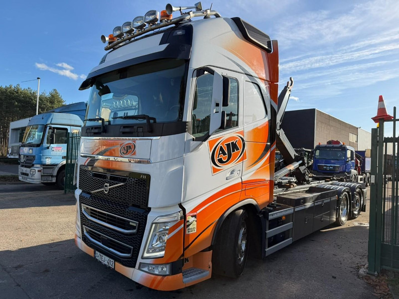 Volvo FH 460 6x2 GLOBE XL AJK HOOKLIFT - *FULL AIR* - DYNAMIC STEERING - I PARK COOL - LIFT + STEERING - ALCOA - BE TRUCK - TOP CONDITION - Autocarro scarrabile: foto 3 Volvo FH 460 6x2 GLOBE XL AJK HOOKLIFT - *FULL AIR* - DYNAMIC STEERING - I PARK COOL - LIFT + STEERING - ALCOA - BE TRUCK - TOP CONDITION - Autocarro scarrabile: foto 3