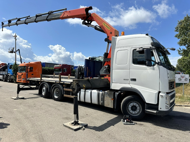 Volvo FH 500 6X2 PRITSCHE + KRAN PALFINGER PK50002 E 6x - RETARDER - PLATFORM 6m20 - TWISTLOCKS 20' - 561.000km - EURO 5 - Autocarro con pianale/ Cassone fisso, Camion con gru: foto 2 Volvo FH 500 6X2 PRITSCHE + KRAN PALFINGER PK50002 E 6x - RETARDER - PLATFORM 6m20 - TWISTLOCKS 20' - 561.000km - EURO 5 - Autocarro con pianale/ Cassone fisso, Camion con gru: foto 2