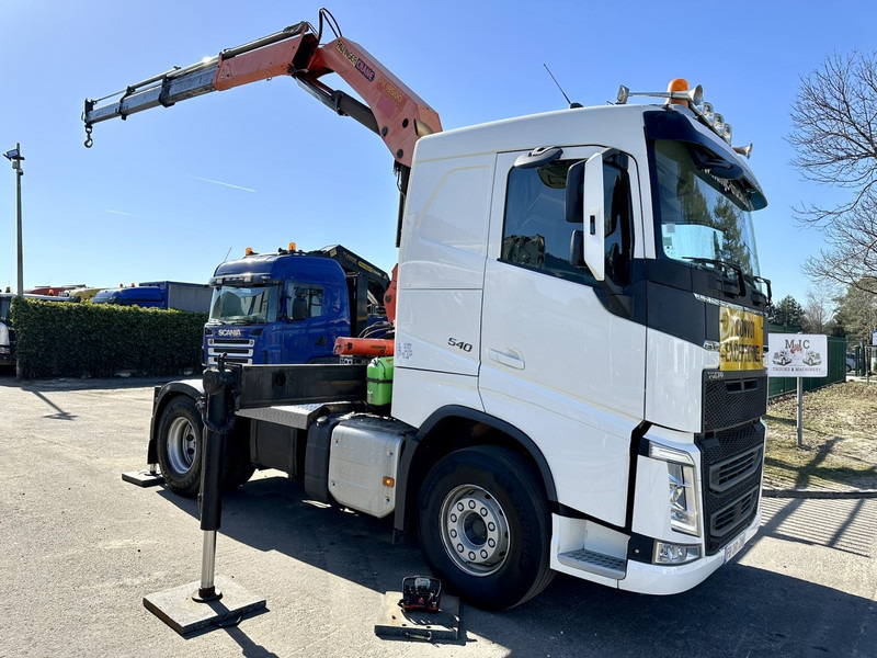 Volvo FH 540 TRACTOR + CRANE PK 18500 + RADIO - *449.000km* - EURO 6 - COC - 4 STABS - Camion con gru: foto 1 Volvo FH 540 TRACTOR + CRANE PK 18500 + RADIO - *449.000km* - EURO 6 - COC - 4 STABS - Camion con gru: foto 1