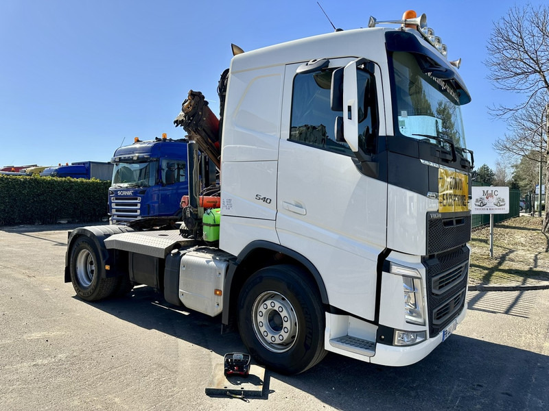 Volvo FH 540 TRACTOR + CRANE PK 18500 + RADIO - *449.000km* - EURO 6 - COC - 4 STABS - Camion con gru: foto 2 Volvo FH 540 TRACTOR + CRANE PK 18500 + RADIO - *449.000km* - EURO 6 - COC - 4 STABS - Camion con gru: foto 2