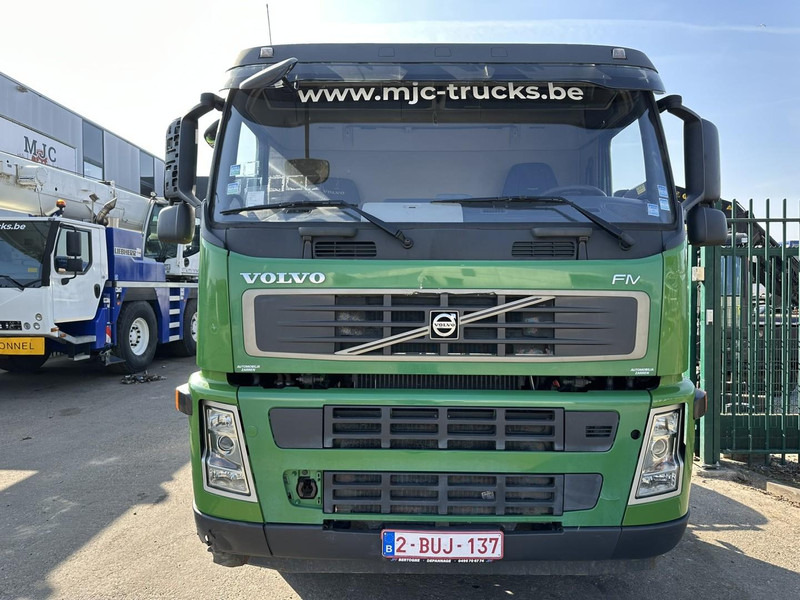 Volvo FM 340 8x2 CHASSIS (7m35) - LIFT+STEERING AXLE - MANUAL GEARBOX - EURO 3 - TÜV 05/2025 - BE TRUCK - Autocarro telaio: foto 3 Volvo FM 340 8x2 CHASSIS (7m35) - LIFT+STEERING AXLE - MANUAL GEARBOX - EURO 3 - TÜV 05/2025 - BE TRUCK - Autocarro telaio: foto 3