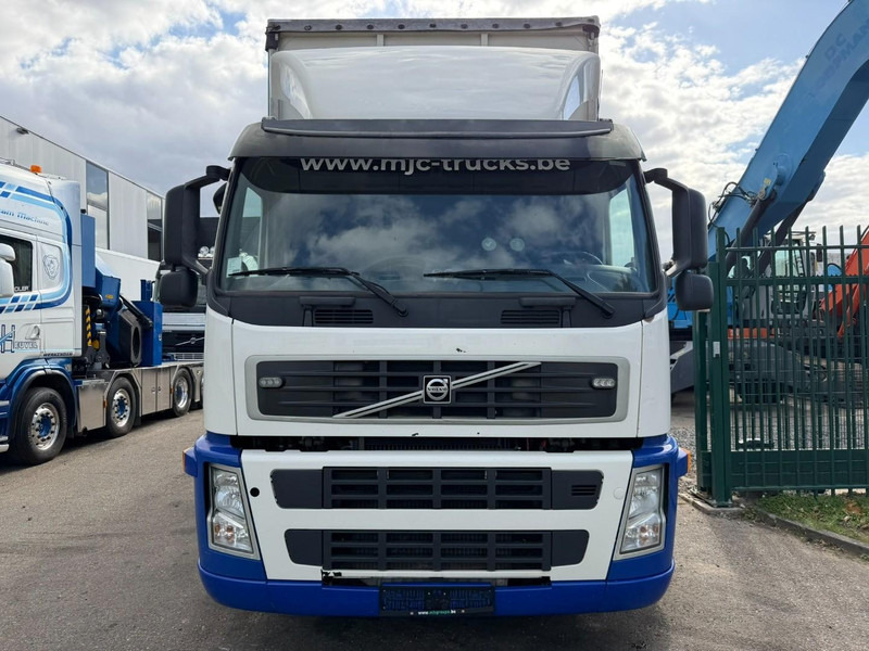 Volvo FM 370 6x2 BOX 8m15 - LIFT + STEERING AXLE - EURO 5 - I SHIFT - 26T - TÜV 06/2026 - VERY NICE CONDITION -  BE TRUCK - Camion centinato: foto 2 Volvo FM 370 6x2 BOX 8m15 - LIFT + STEERING AXLE - EURO 5 - I SHIFT - 26T - TÜV 06/2026 - VERY NICE CONDITION -  BE TRUCK - Camion centinato: foto 2