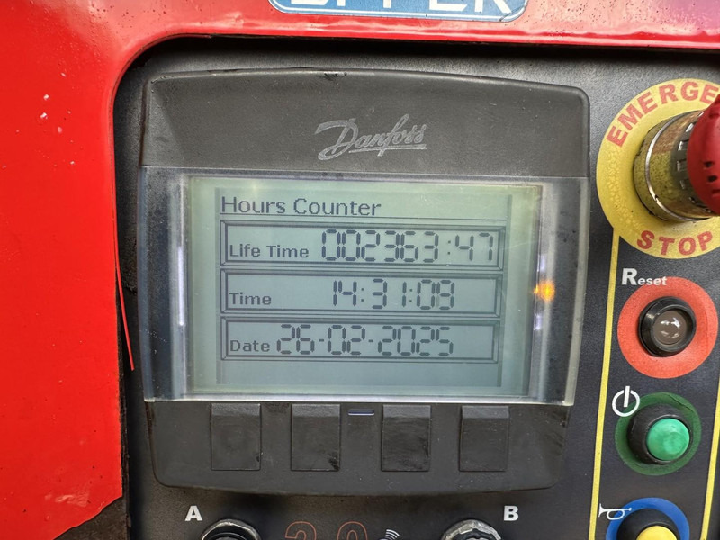 Autocarro con pianale/ Cassone fisso, Camion con gru Volvo FMX 370 6x2 PRITSCHE 6M35 + KRAN EFFER 215/6S -*127.000km* - LIFT AXLE - DOUBLE WHEELS - I SHIFT - EURO 6 - BE PAPERS: foto 14