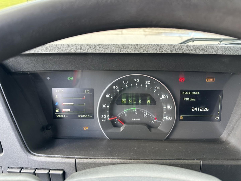 Autocarro con pianale/ Cassone fisso, Camion con gru Volvo FMX 370 6x2 PRITSCHE 6M35 + KRAN EFFER 215/6S -*127.000km* - LIFT AXLE - DOUBLE WHEELS - I SHIFT - EURO 6 - BE PAPERS: foto 12