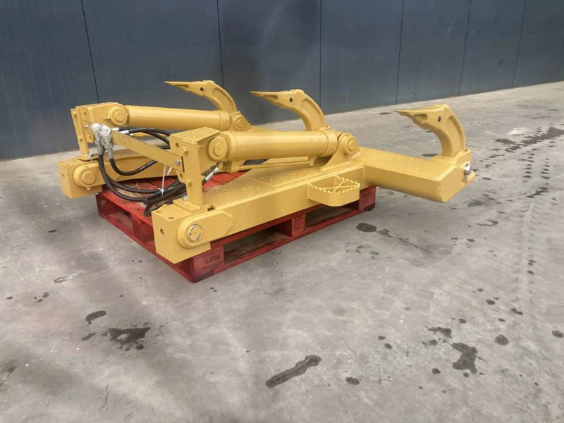 Cat D5M Ripper - Attrezzatura per Macchina da cantiere: foto 3 Cat D5M Ripper - Attrezzatura per Macchina da cantiere: foto 3