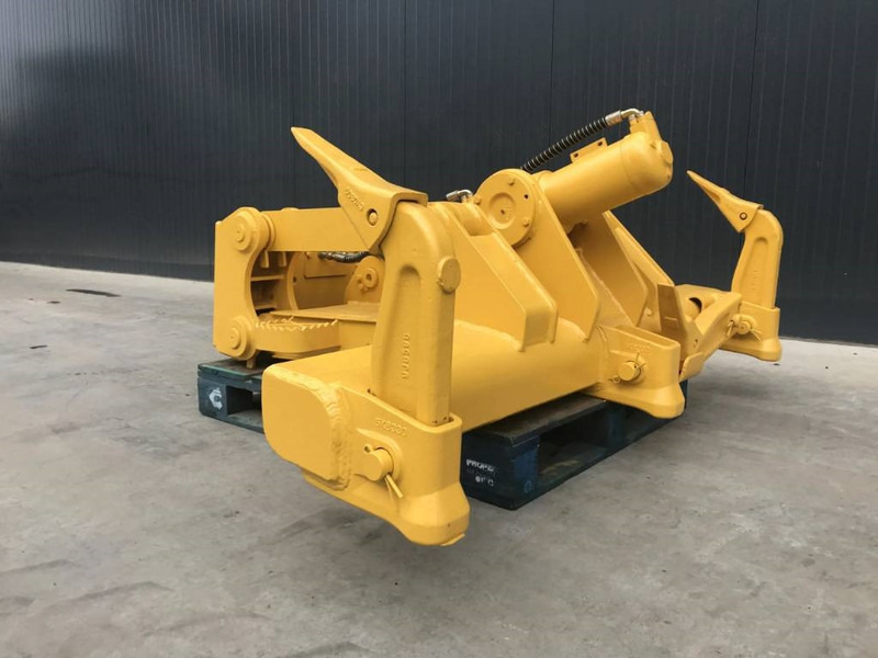 Komatsu D53 - Attrezzatura per Macchina da cantiere: foto 2 Komatsu D53 - Attrezzatura per Macchina da cantiere: foto 2