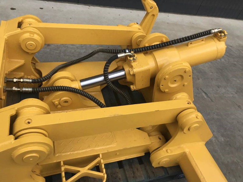 Komatsu D53 - Attrezzatura per Macchina da cantiere: foto 3 Komatsu D53 - Attrezzatura per Macchina da cantiere: foto 3