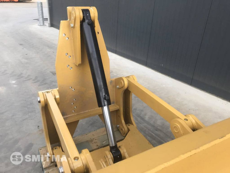 Cat 140K - Lama per Macchina da cantiere: foto 5 Cat 140K - Lama per Macchina da cantiere: foto 5