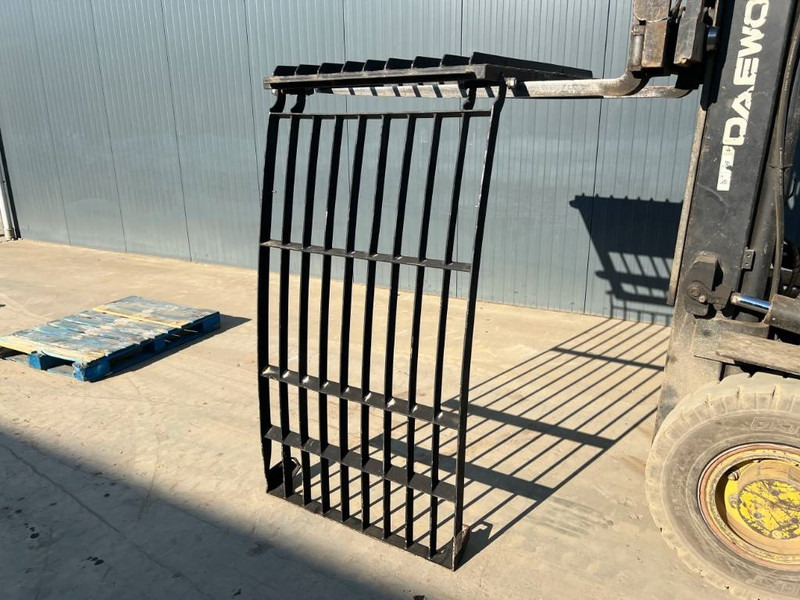 Cat 313D / M315D / 320D / 325D / 330D / 345C / 365C / - Cabina e interni per Macchina da cantiere: foto 2 Cat 313D / M315D / 320D / 325D / 330D / 345C / 365C / - Cabina e interni per Macchina da cantiere: foto 2