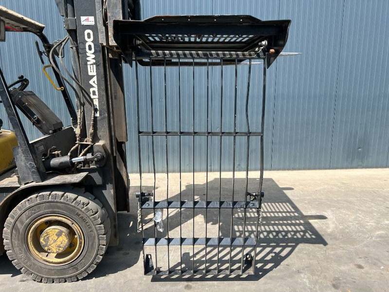 Cat 313E / 320F / 323E / 325F / 329E / 330F / 336E / 3 - Cabina e interni per Macchina da cantiere: foto 3 Cat 313E / 320F / 323E / 325F / 329E / 330F / 336E / 3 - Cabina e interni per Macchina da cantiere: foto 3