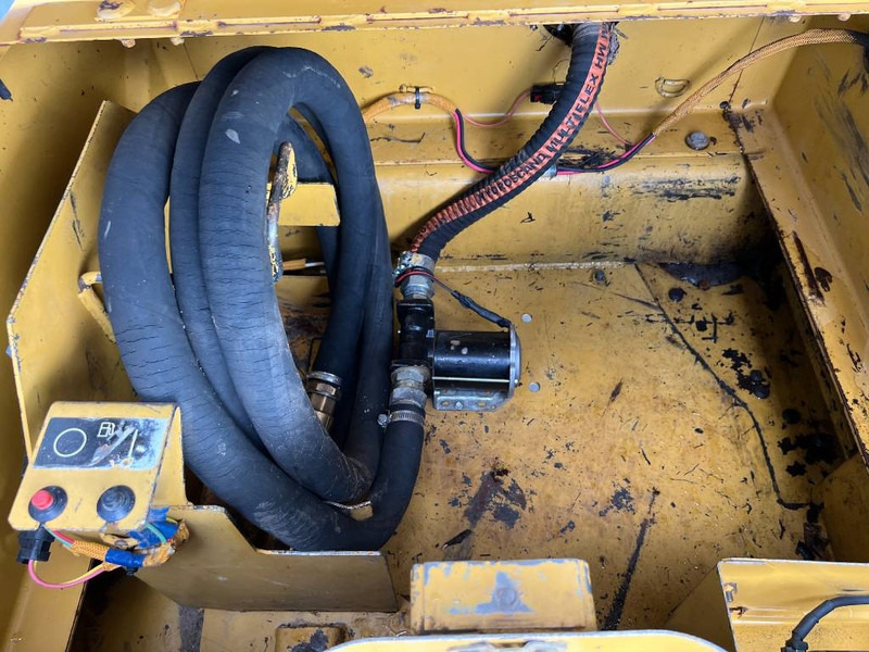 Escavatore cingolato Cat 320D L: foto 16 Escavatore cingolato Cat 320D L: foto 16