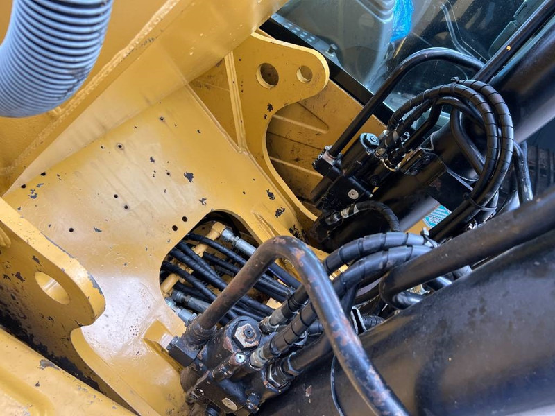 Escavatore cingolato Cat 320D L: foto 17 Escavatore cingolato Cat 320D L: foto 17