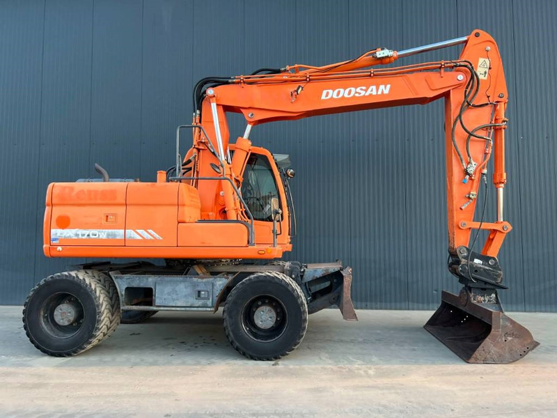 Doosan DX170W - Escavatore gommato: foto 4 Doosan DX170W - Escavatore gommato: foto 4