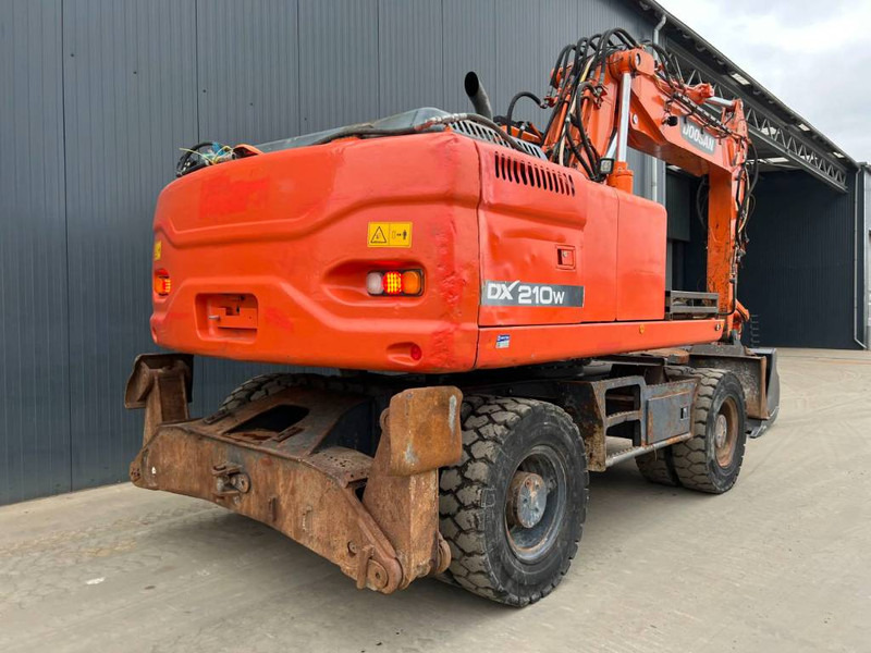 Doosan DX210W - Escavatore gommato: foto 4 Doosan DX210W - Escavatore gommato: foto 4