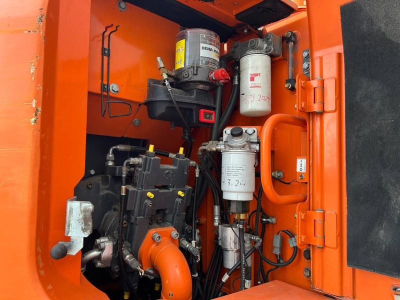 Escavatore cingolato Doosan DX235LCR: foto 12