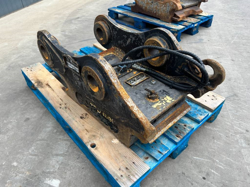 KLEPP MEK KM70 - S70- 323D - Attacco rapido per Macchina da cantiere: foto 3 KLEPP MEK KM70 - S70- 323D - Attacco rapido per Macchina da cantiere: foto 3