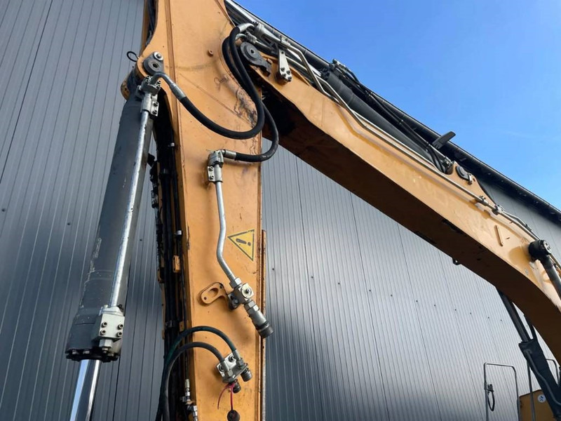 Leasing di Liebherr R922 SLC Liebherr R922 SLC: foto 13 Leasing di Liebherr R922 SLC Liebherr R922 SLC: foto 13