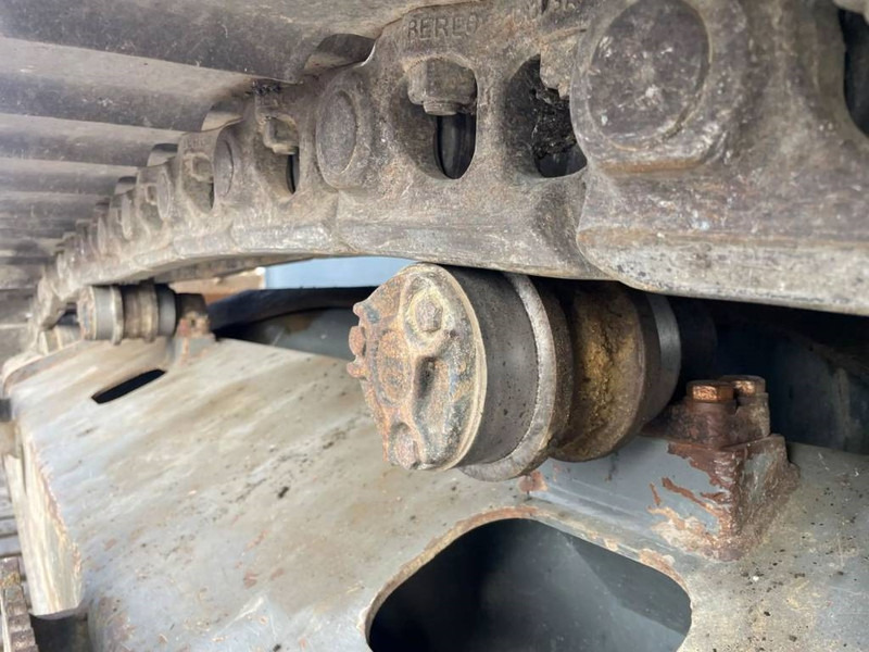 Leasing di Liebherr R922 SLC Liebherr R922 SLC: foto 9 Leasing di Liebherr R922 SLC Liebherr R922 SLC: foto 9