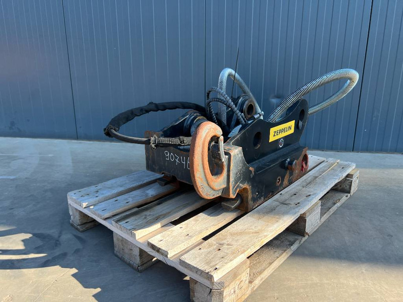 OilQuick OQ65 - 311F / 313F / 315F - Attacco rapido per Macchina da cantiere: foto 1 OilQuick OQ65 - 311F / 313F / 315F - Attacco rapido per Macchina da cantiere: foto 1