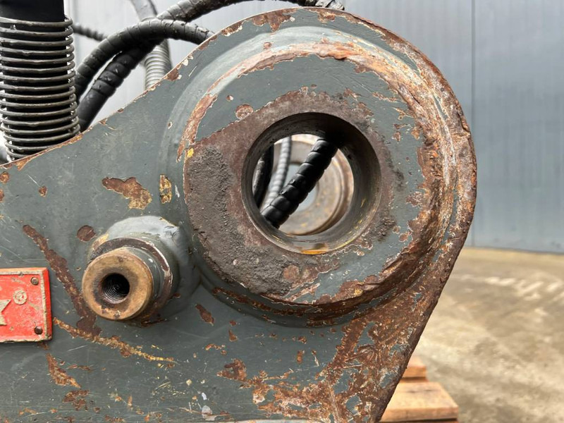 Attacco rapido per Macchina da cantiere OilQuick OQ70/55 - 323D: foto 12