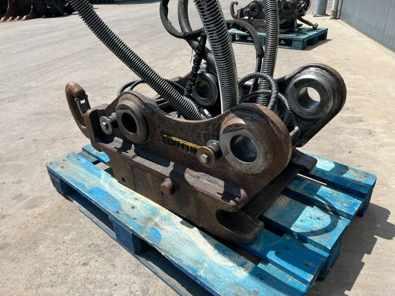Attacco rapido per Macchina da cantiere OilQuick OQ70/55 323E: foto 7