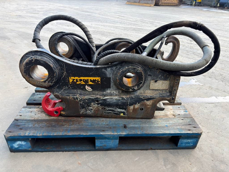 OilQuick OQ80 - 336F - Attacco rapido per Macchina da cantiere: foto 4 OilQuick OQ80 - 336F - Attacco rapido per Macchina da cantiere: foto 4