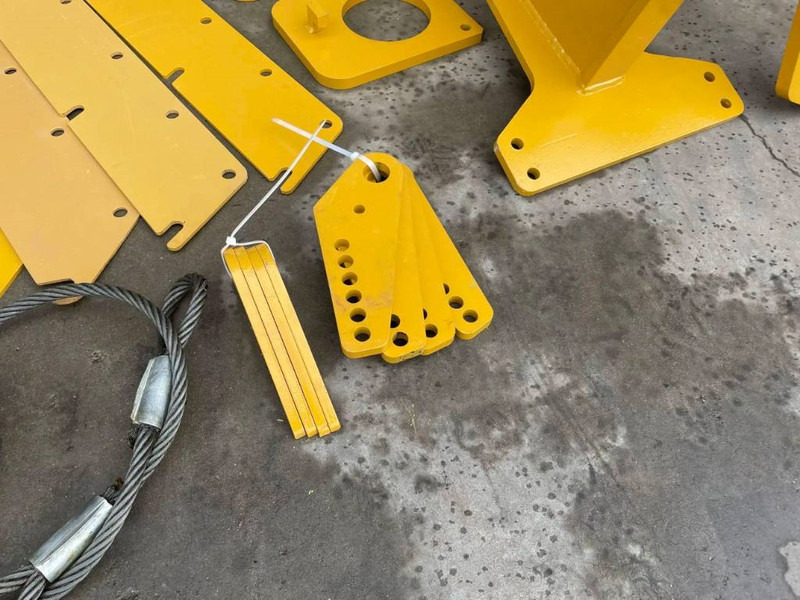 Volvo A25G - Sponda idraulica per Macchina da cantiere: foto 3 Volvo A25G - Sponda idraulica per Macchina da cantiere: foto 3