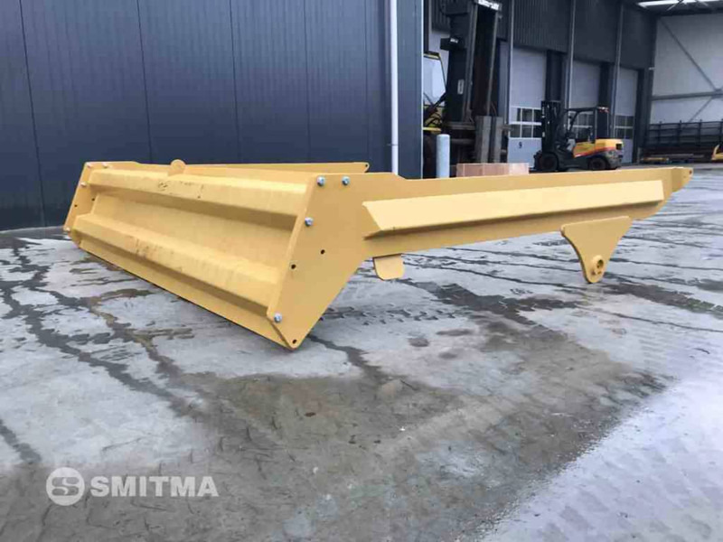 Volvo A35F - Sponda idraulica per Macchina da cantiere: foto 4 Volvo A35F - Sponda idraulica per Macchina da cantiere: foto 4
