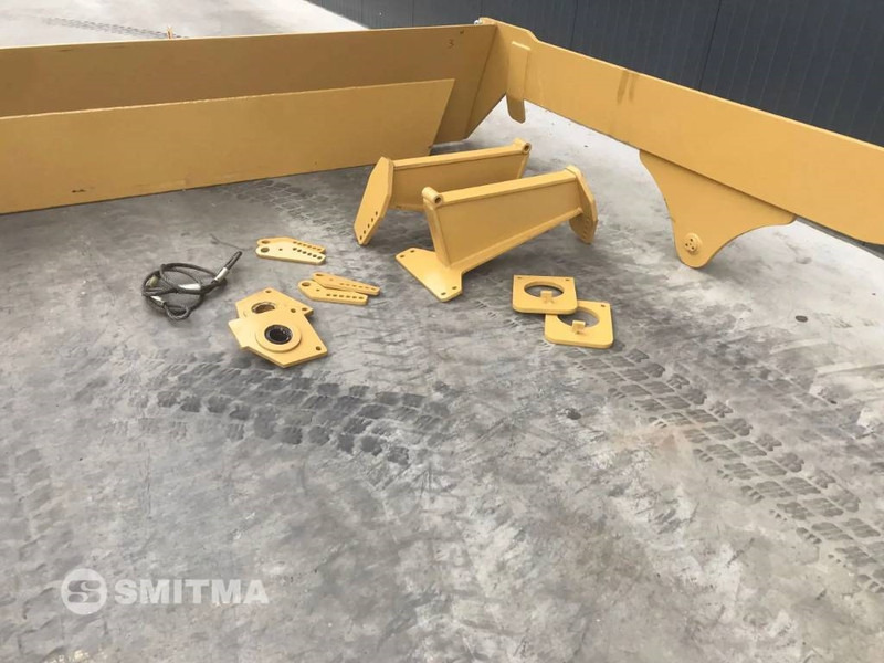 Volvo A40G - Sponda idraulica per Macchina da cantiere: foto 5 Volvo A40G - Sponda idraulica per Macchina da cantiere: foto 5