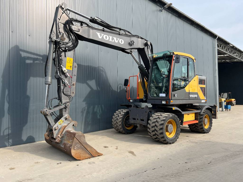 Volvo EWR150E - Escavatore gommato: foto 1 Volvo EWR150E - Escavatore gommato: foto 1