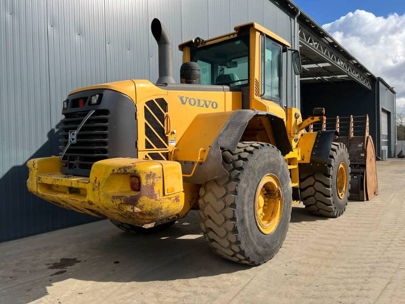 Volvo L120F - Pala gommata: foto 4 Volvo L120F - Pala gommata: foto 4