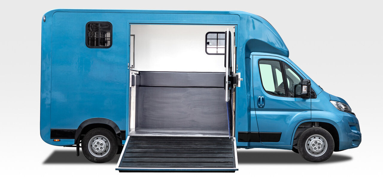 Van trasporto cavalli nuovo Opel Bannert Koniowoz / Horse Truck / In Stock: foto 11