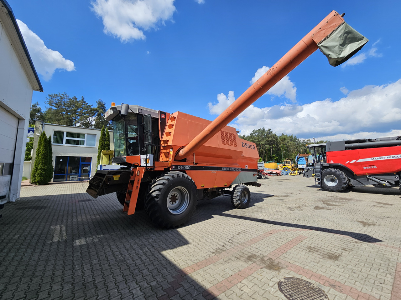 Dronningborg D9000 - Mietitrebbia: foto 1 Dronningborg D9000 - Mietitrebbia: foto 1