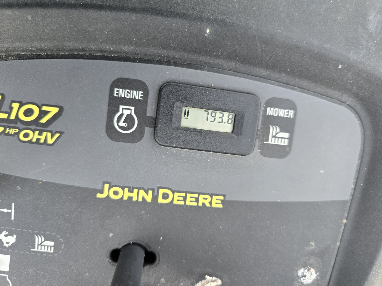 JOHN DEERE L107 Automatic - Tagliaerba: foto 2 JOHN DEERE L107 Automatic - Tagliaerba: foto 2