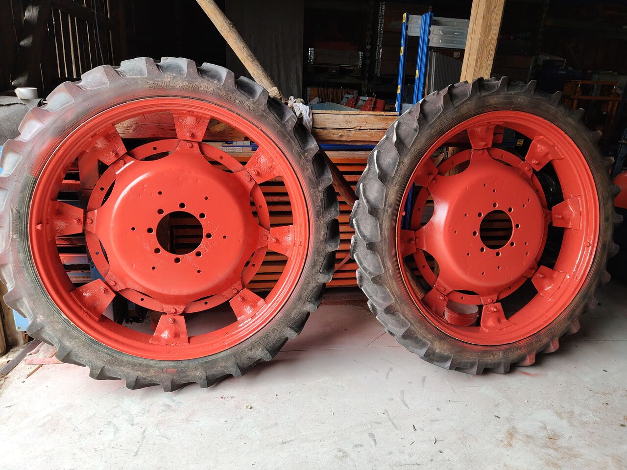 Kleber, Taurus 11.2 R32 (270/95 R32), 9.5 R48 - Ruota completa per Macchina agricola: foto 2 Kleber, Taurus 11.2 R32 (270/95 R32), 9.5 R48 - Ruota completa per Macchina agricola: foto 2