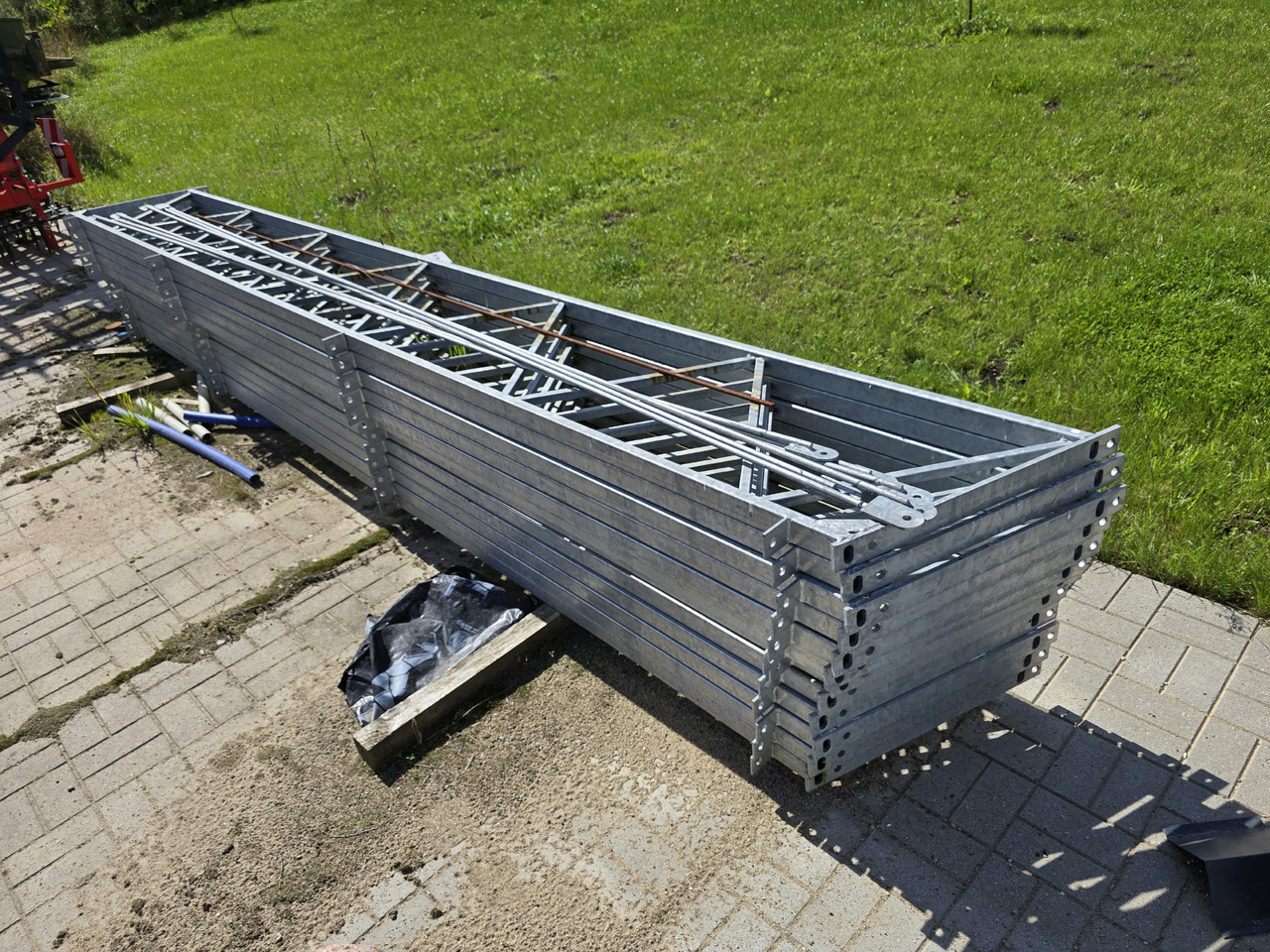 Konstrukcja hali / wiaty stalowej 8 m x 5 m (40 m2) ocynkowana NOWA - Attrezzatura da costruzione: foto 1 Konstrukcja hali / wiaty stalowej 8 m x 5 m (40 m2) ocynkowana NOWA - Attrezzatura da costruzione: foto 1