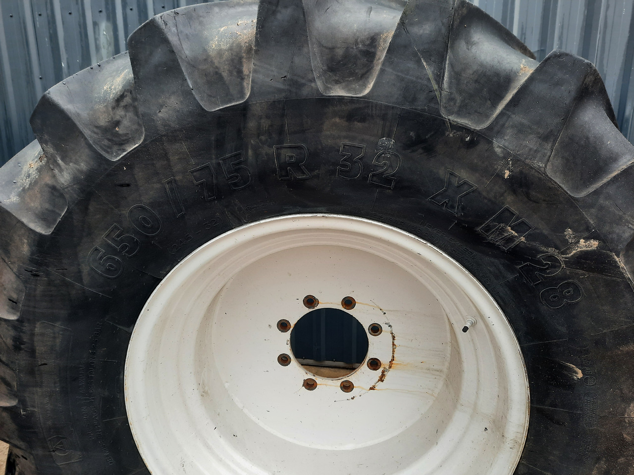 MICHELIN 650/75 R32 - Ruota completa per Macchina agricola: foto 5 MICHELIN 650/75 R32 - Ruota completa per Macchina agricola: foto 5