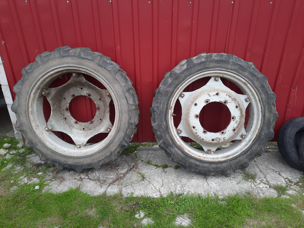 MICHELIN BIB X 9.5 R32 - Ruota completa: foto 1 MICHELIN BIB X 9.5 R32 - Ruota completa: foto 1
