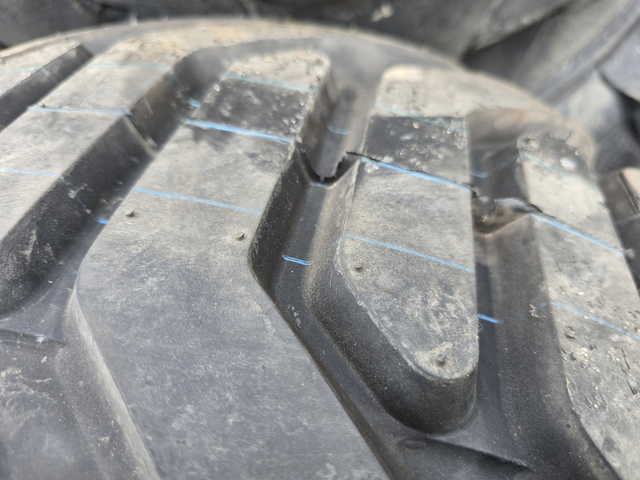 STARCO 480/45-17 - Ruota completa per Macchina agricola: foto 3 STARCO 480/45-17 - Ruota completa per Macchina agricola: foto 3