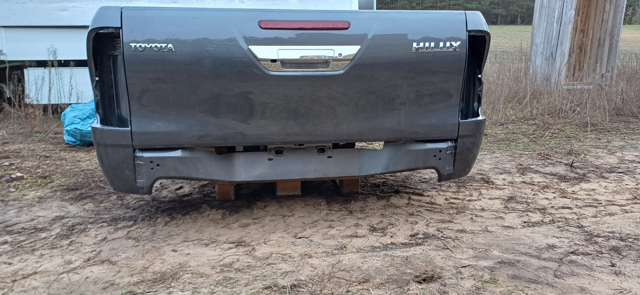 TOYOTA HILUX Extracab (2023 r.) NOWA paka skrzynia - Carrozzeria ed esterni per Autovettura: foto 4 TOYOTA HILUX Extracab (2023 r.) NOWA paka skrzynia - Carrozzeria ed esterni per Autovettura: foto 4