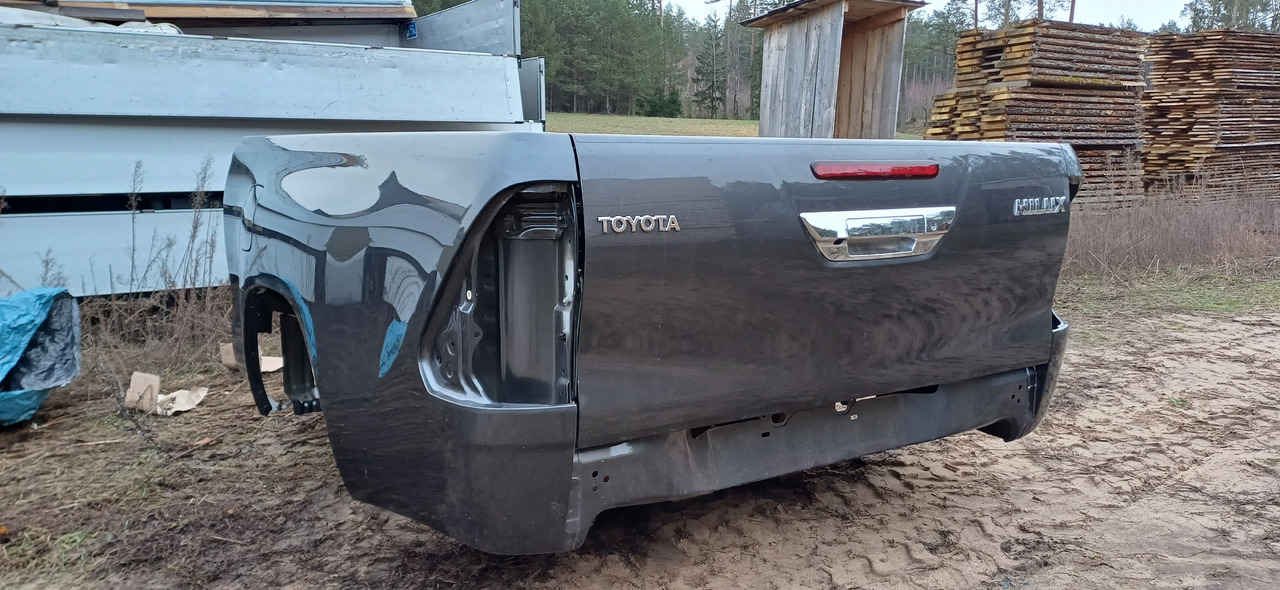 TOYOTA HILUX Extracab (2023 r.) NOWA paka skrzynia - Carrozzeria ed esterni per Autovettura: foto 1 TOYOTA HILUX Extracab (2023 r.) NOWA paka skrzynia - Carrozzeria ed esterni per Autovettura: foto 1