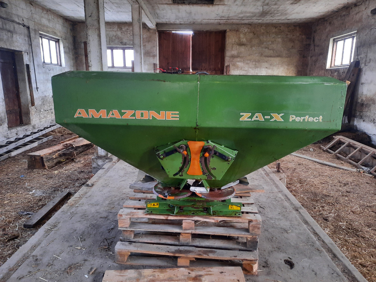 Amazone ZA-X Perfect 1200 - Spandiconcime: foto 2 Amazone ZA-X Perfect 1200 - Spandiconcime: foto 2