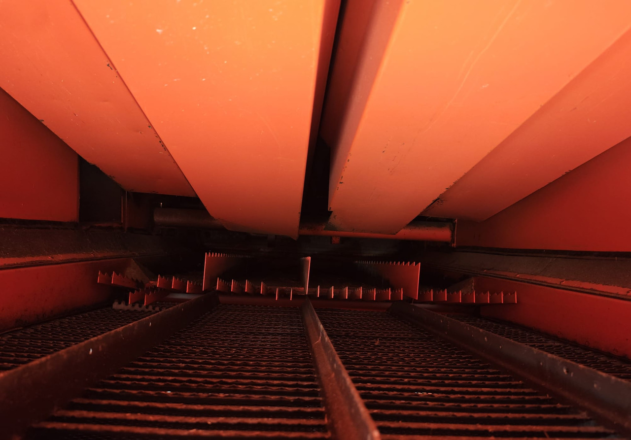 Deutz-fahr M 1080 - Mietitrebbia: foto 4 Deutz-fahr M 1080 - Mietitrebbia: foto 4