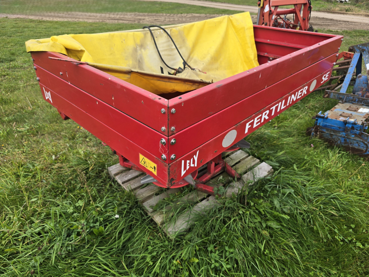 Lely SE 1500 Fertiliner - Spandiconcime: foto 5 Lely SE 1500 Fertiliner - Spandiconcime: foto 5