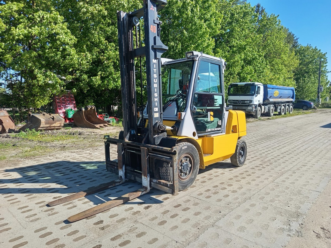 Mitsubishi FD40K - Carrello elevatore diesel: foto 2 Mitsubishi FD40K - Carrello elevatore diesel: foto 2