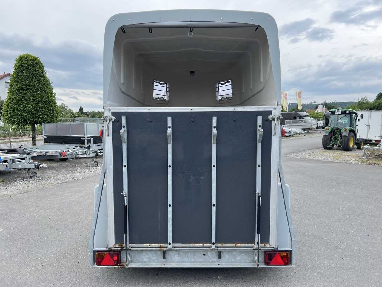AKR05L Pferdeanhänger Rausch - Trailer trasporto cavalli: foto 4 AKR05L Pferdeanhänger Rausch - Trailer trasporto cavalli: foto 4