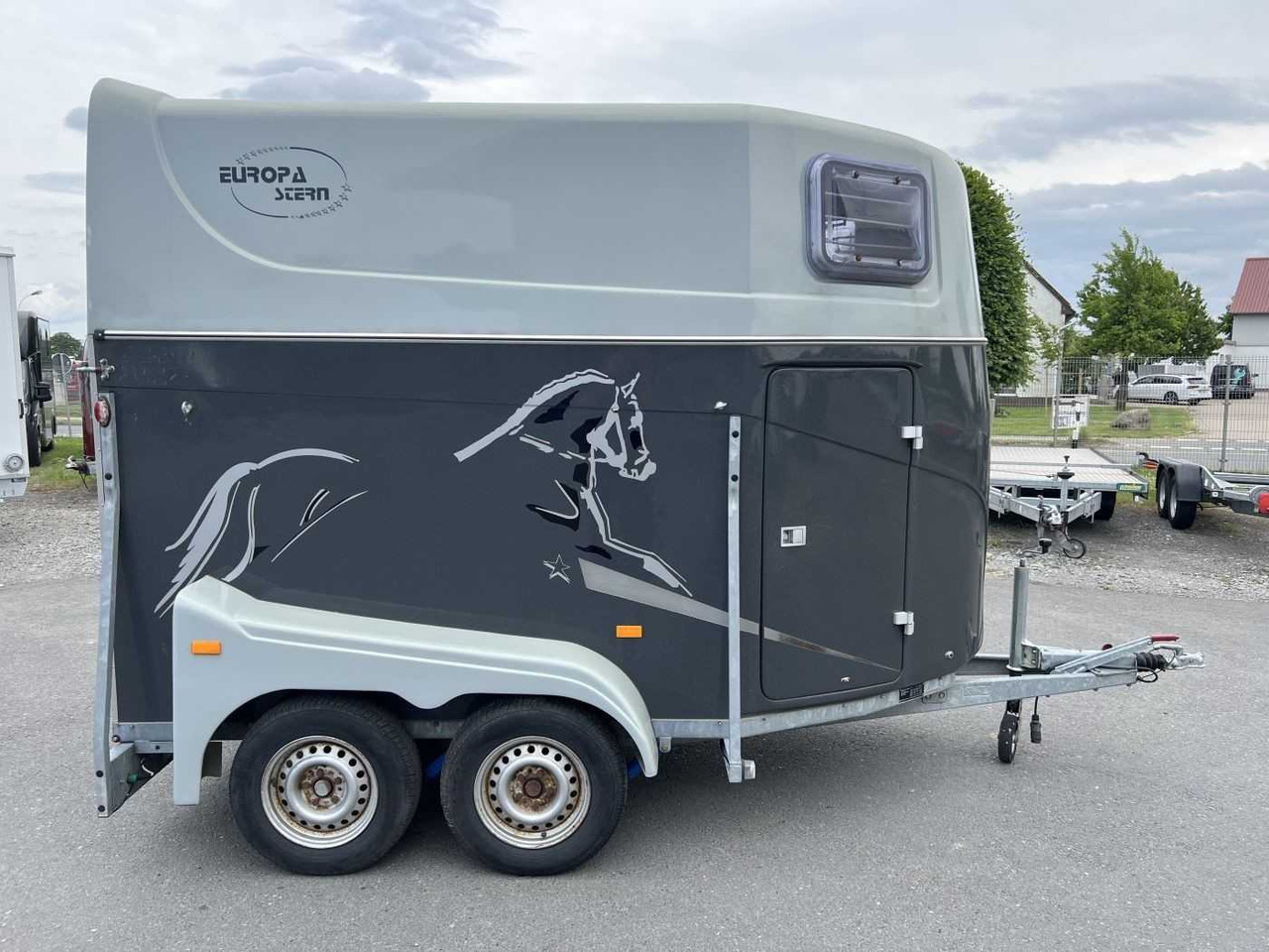AKR05L Pferdeanhänger Rausch - Trailer trasporto cavalli: foto 1 AKR05L Pferdeanhänger Rausch - Trailer trasporto cavalli: foto 1